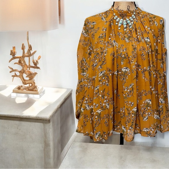 NWOT- KENSIE Jeans Oversized Top-L - Picture 1 of 14